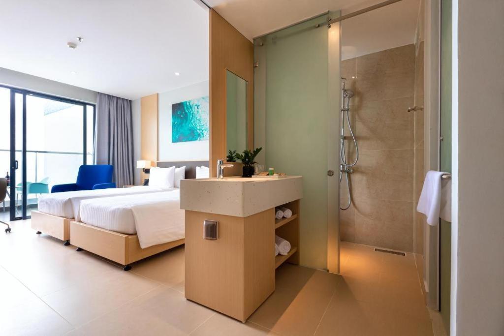 Aparthotel The Arena Cam Ranh- Khu Nghi Duong Dang Cap à Dien Khanh Extérieur photo