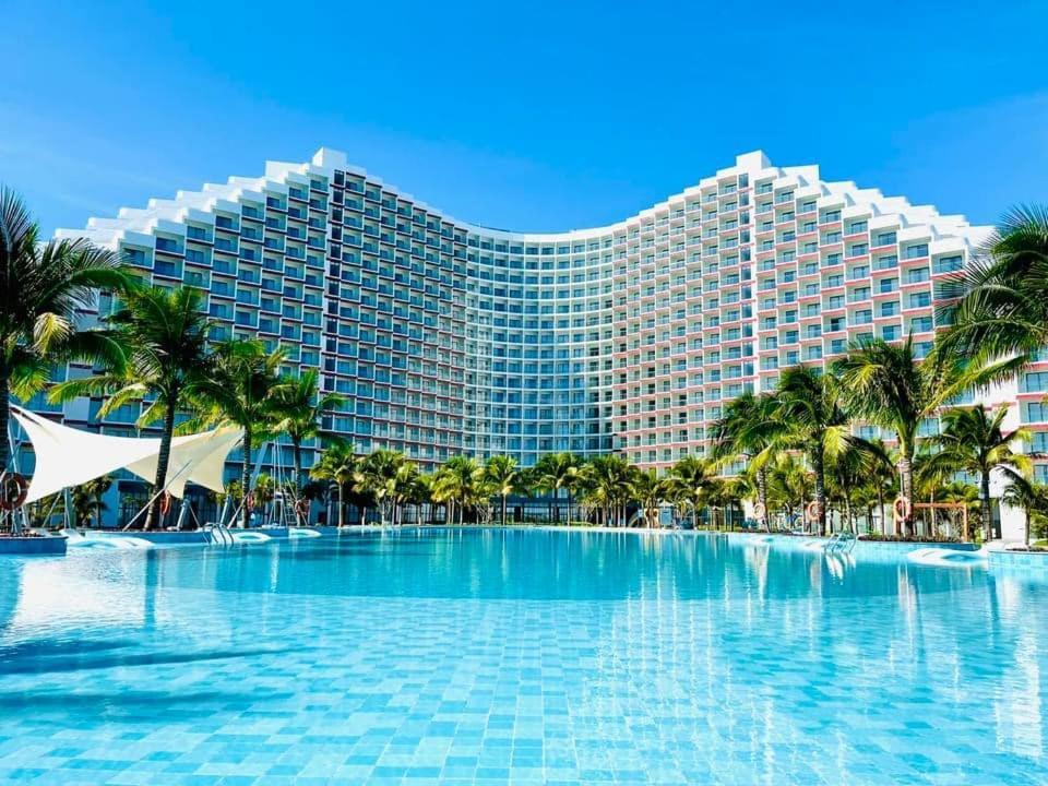 Aparthotel The Arena Cam Ranh- Khu Nghi Duong Dang Cap à Dien Khanh Extérieur photo